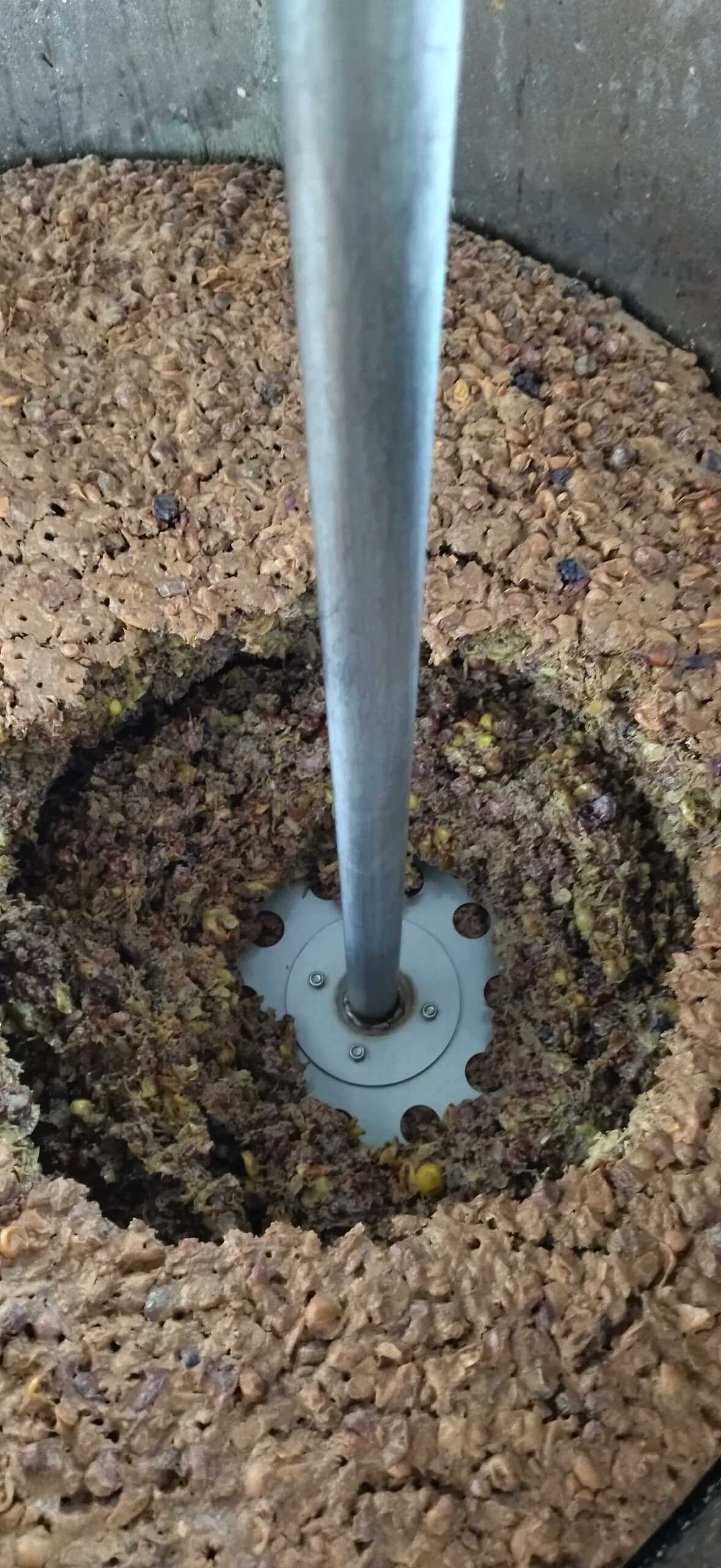 Breaking the hut | Tsipouro | Grape marc | Apostagma stafylis | Organic Vineyard | TOROSIDIS WINE